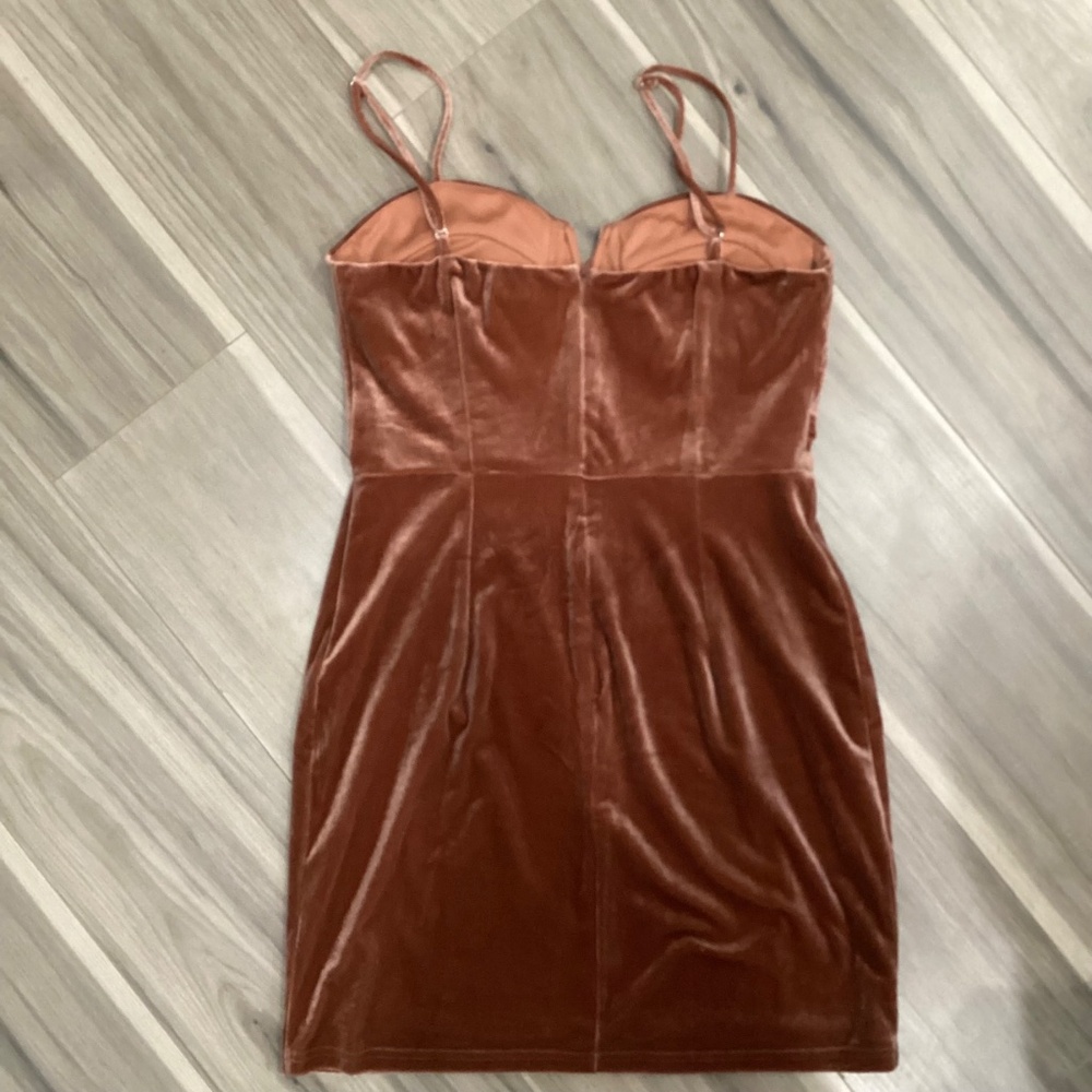 Lulus Dress - Picture 2 of 8